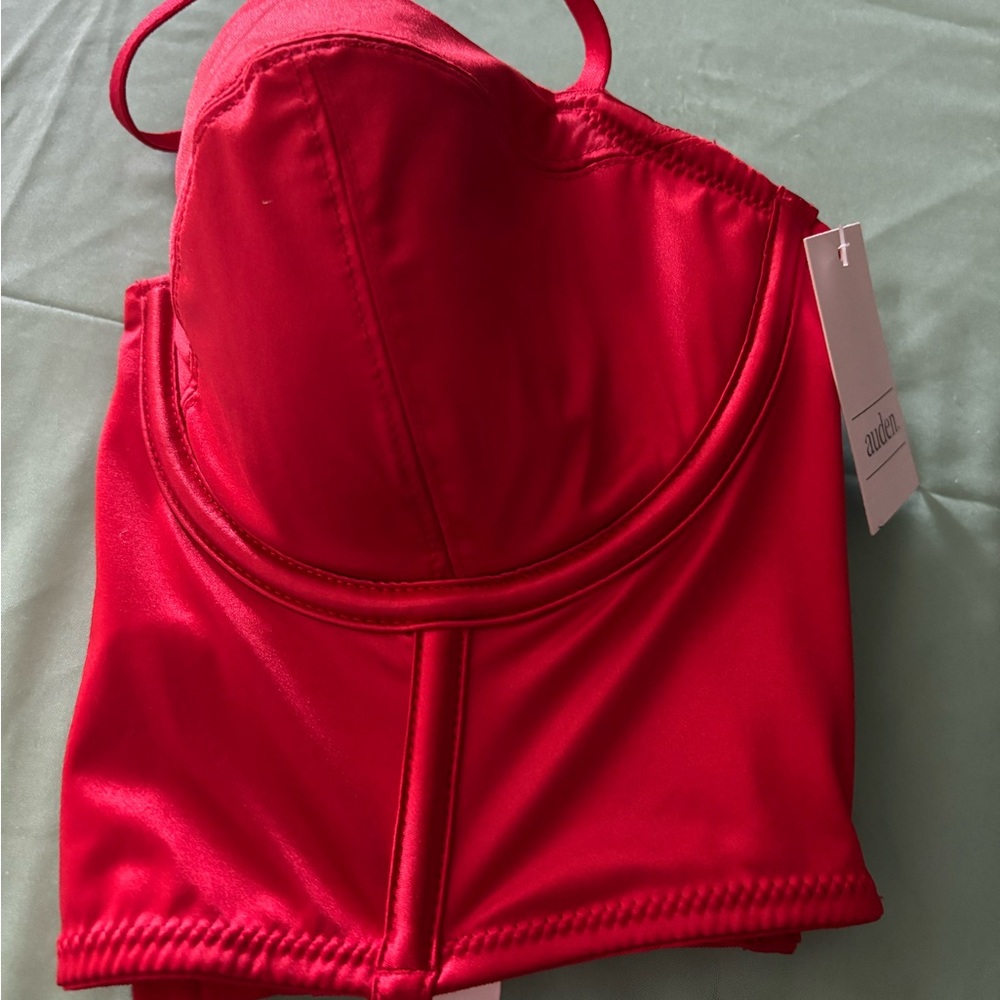 Auden Red corset - Picture 5 of 6